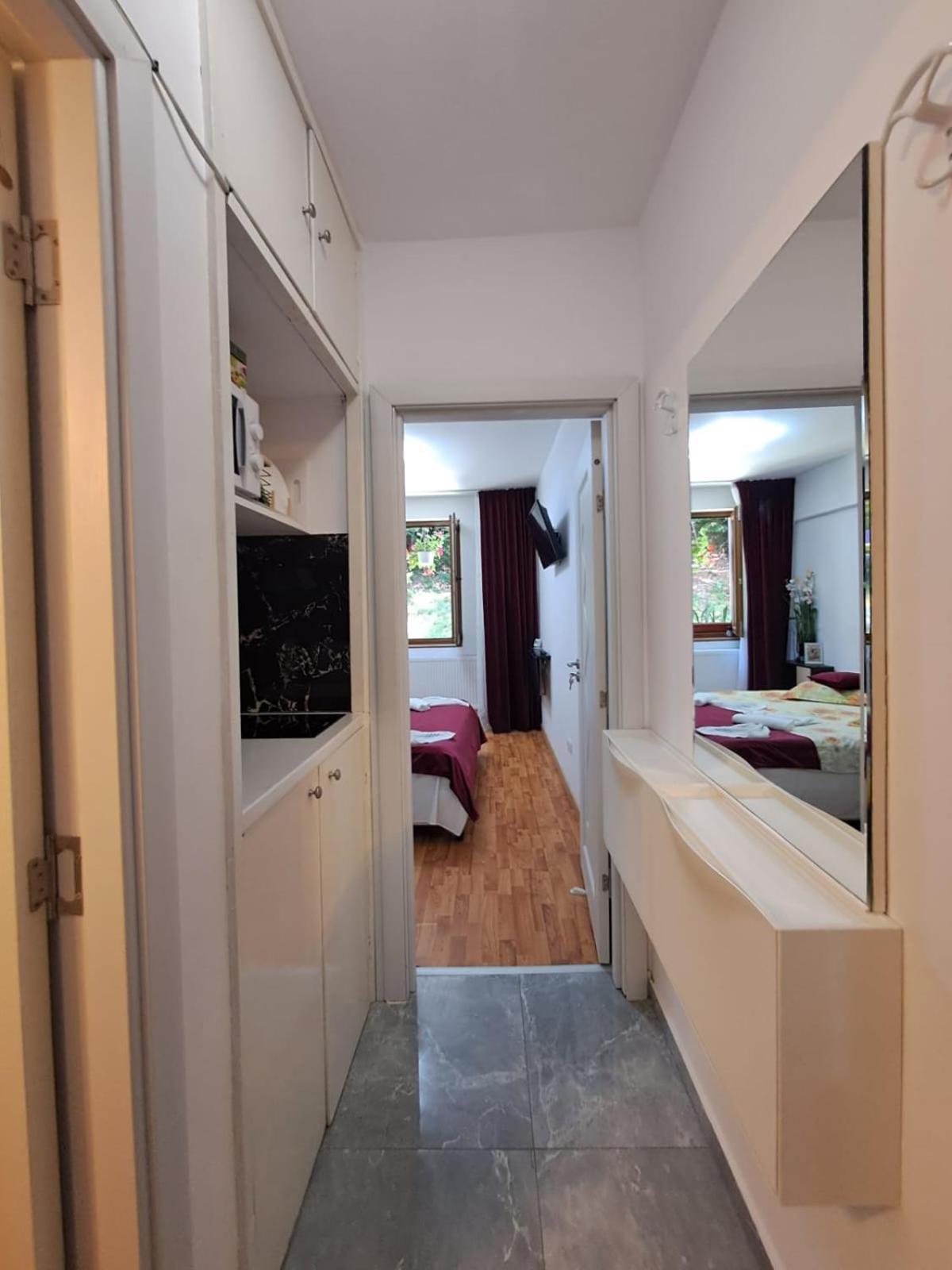 Appartement Garsoniera Flori - Sinaia Extérieur photo