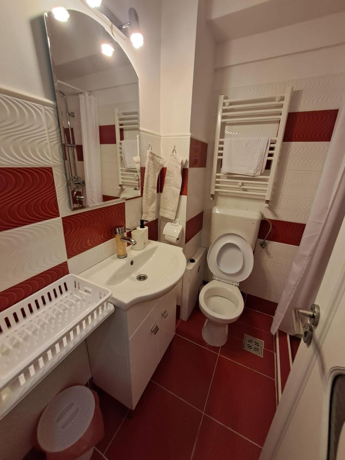 Appartement Garsoniera Flori - Sinaia Extérieur photo